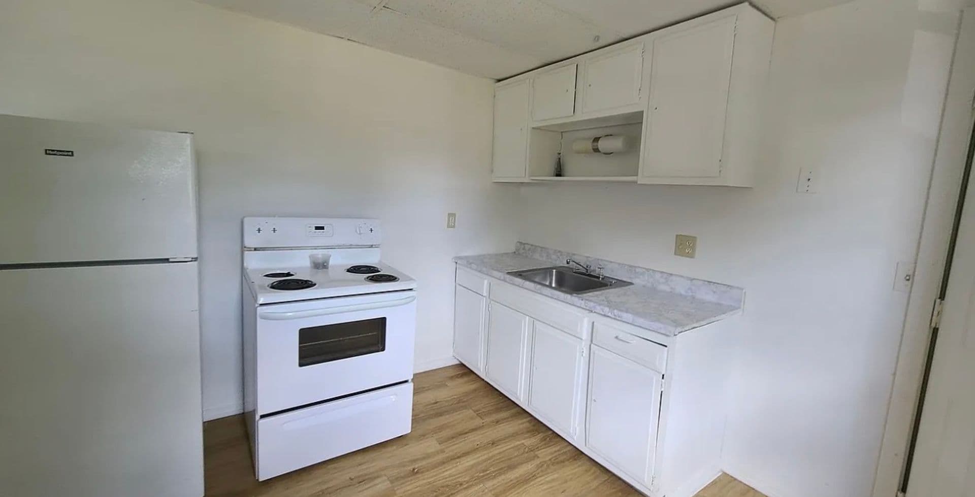 Jewett City Apartment: 24 Wedgewood Drive
