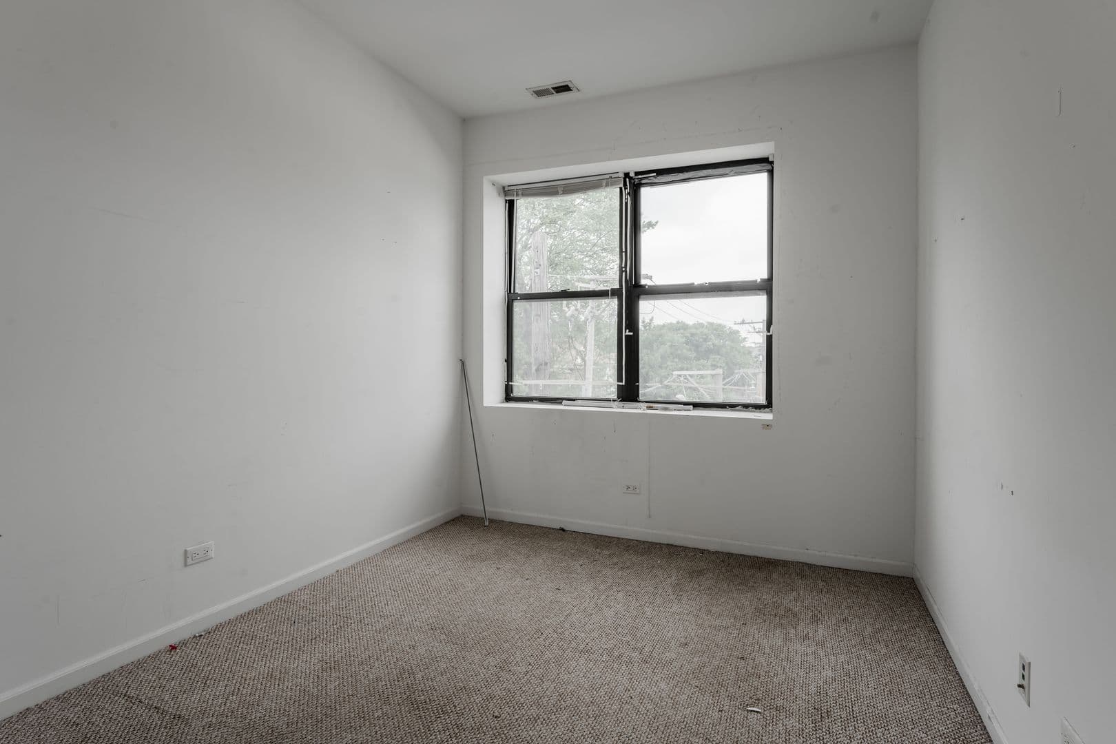 Chicago Apartment: 1210 W. Foster Ave.