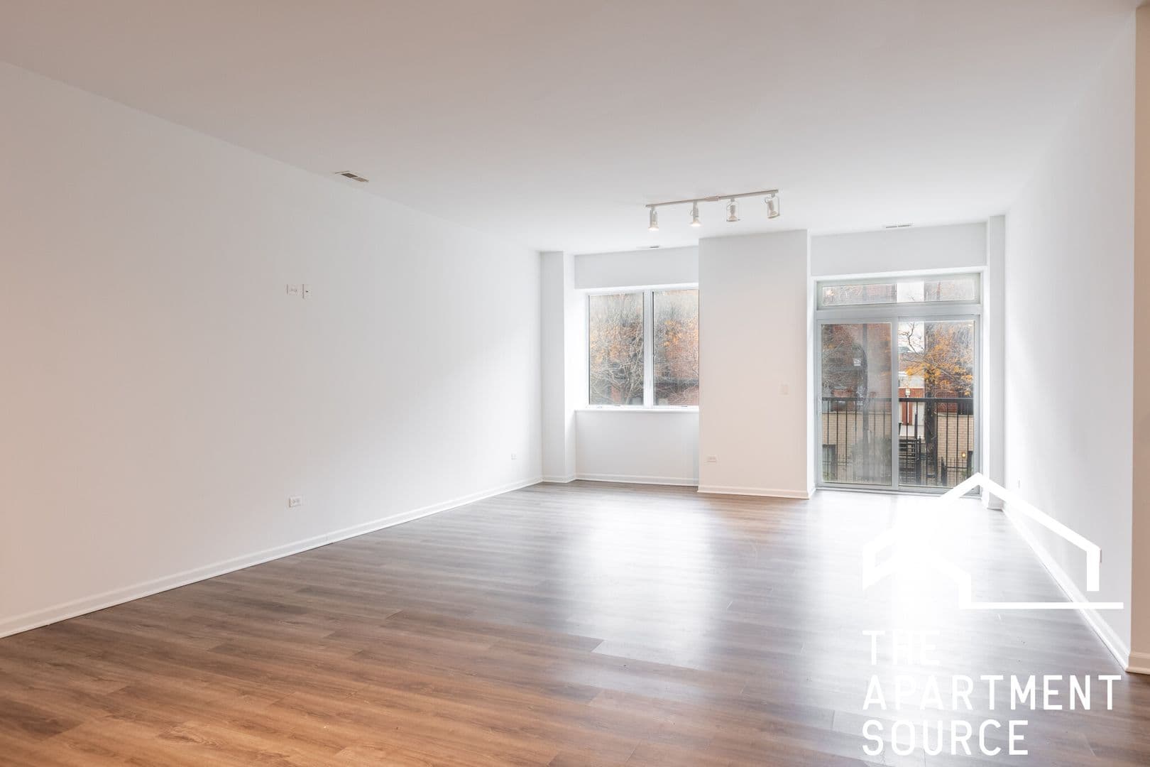 Chicago Apartment: 2550 S Wabash Ave. - 205