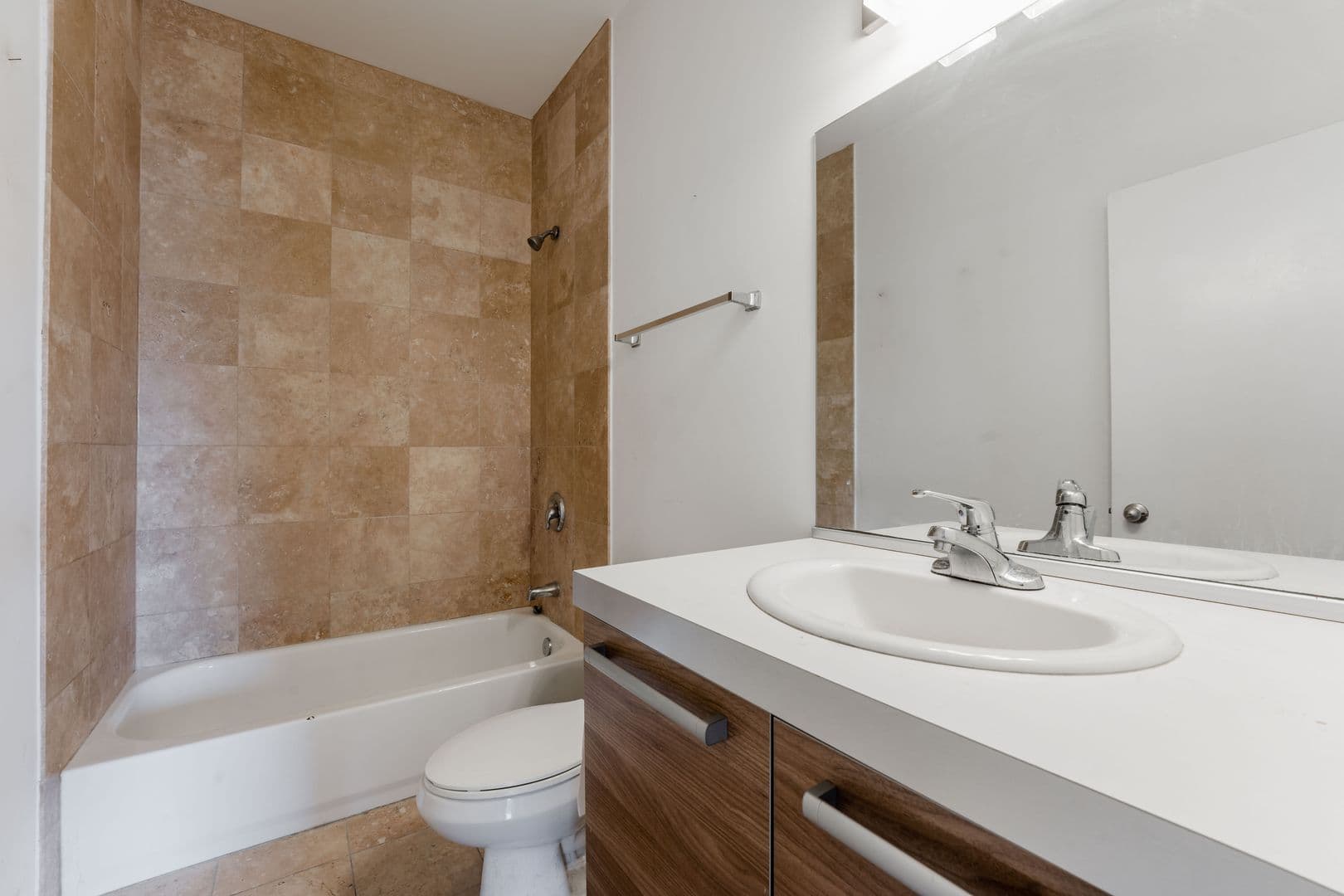 Chicago Apartment: 1210 W. Foster Ave.