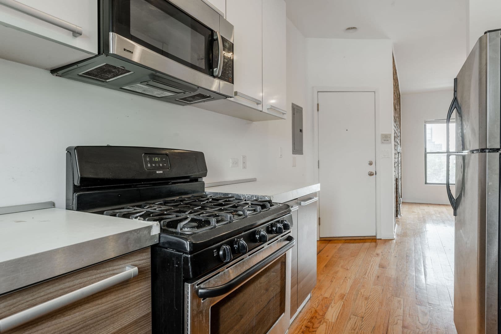 Chicago Apartment: 1210 W. Foster Ave.