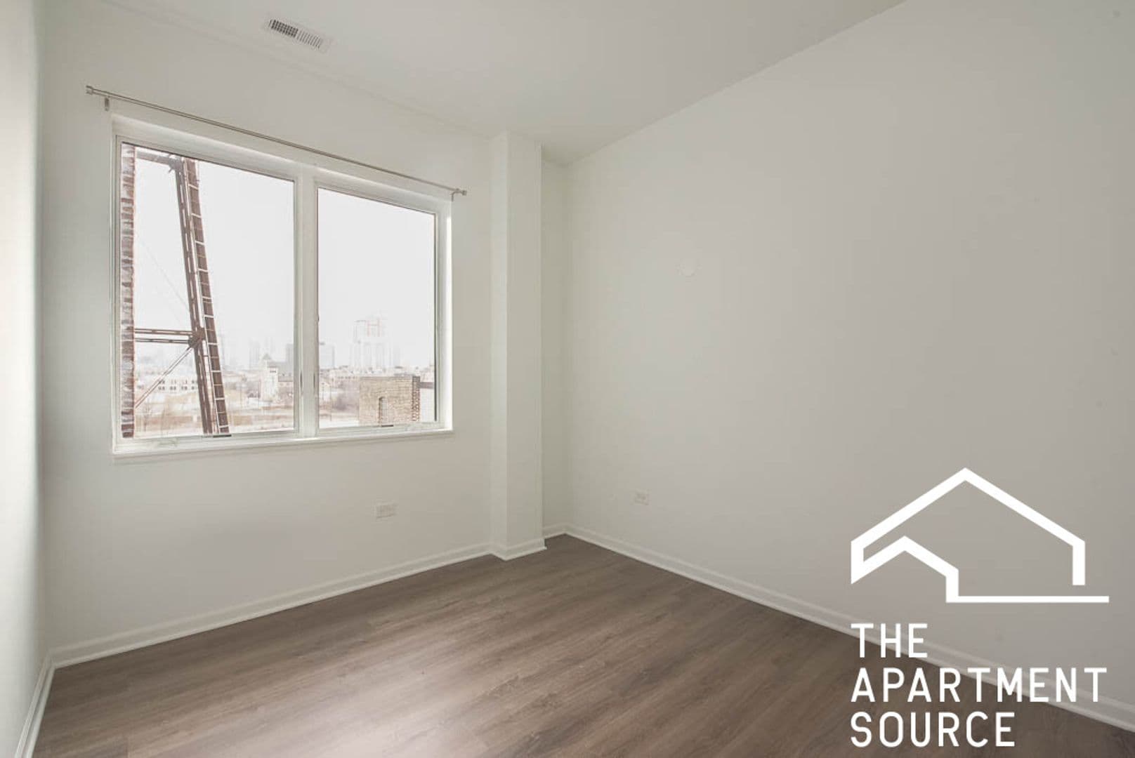 Chicago Apartment: 2550 S Wabash Ave. - 306