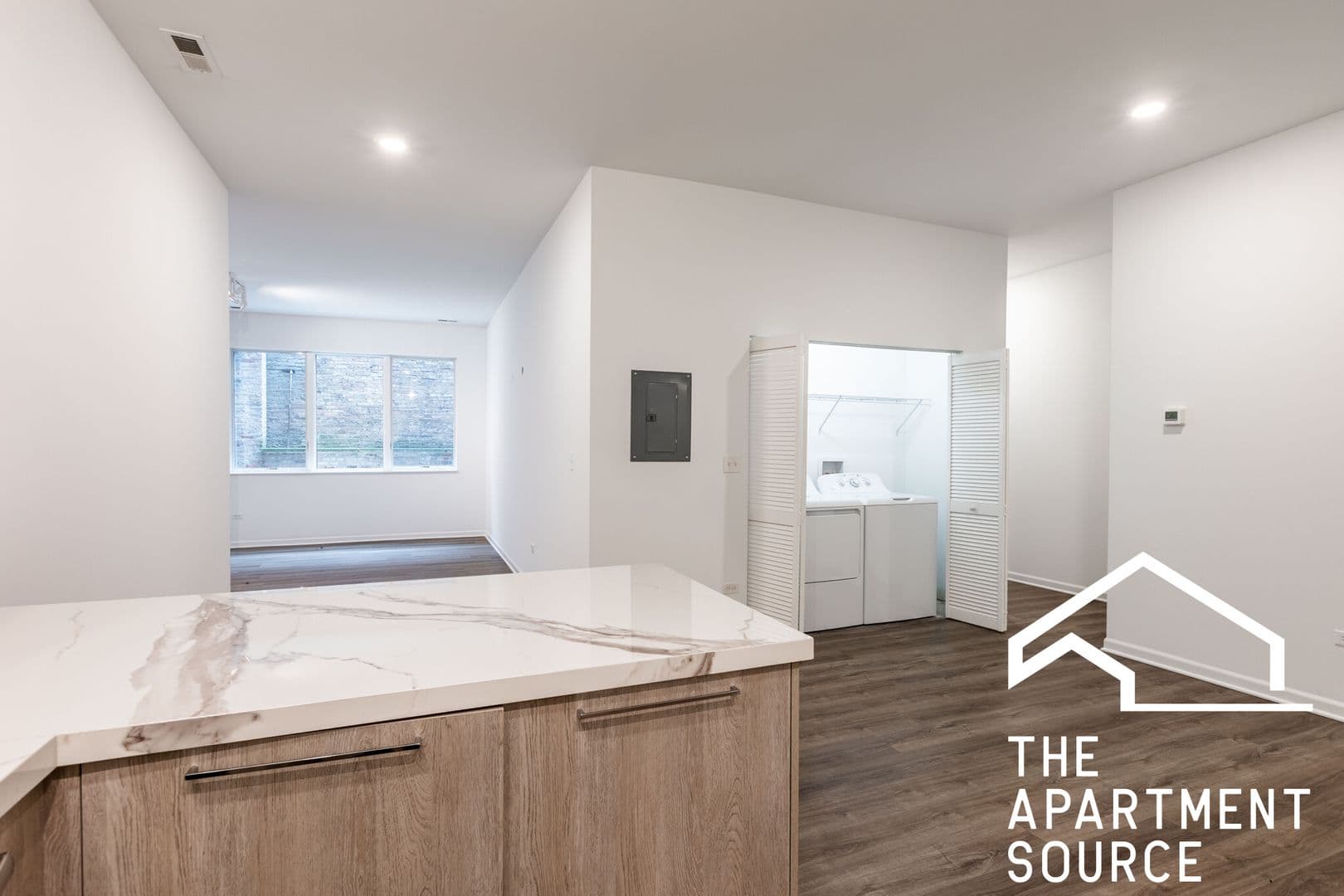 Chicago Apartment: 2550 S Wabash Ave. #203
