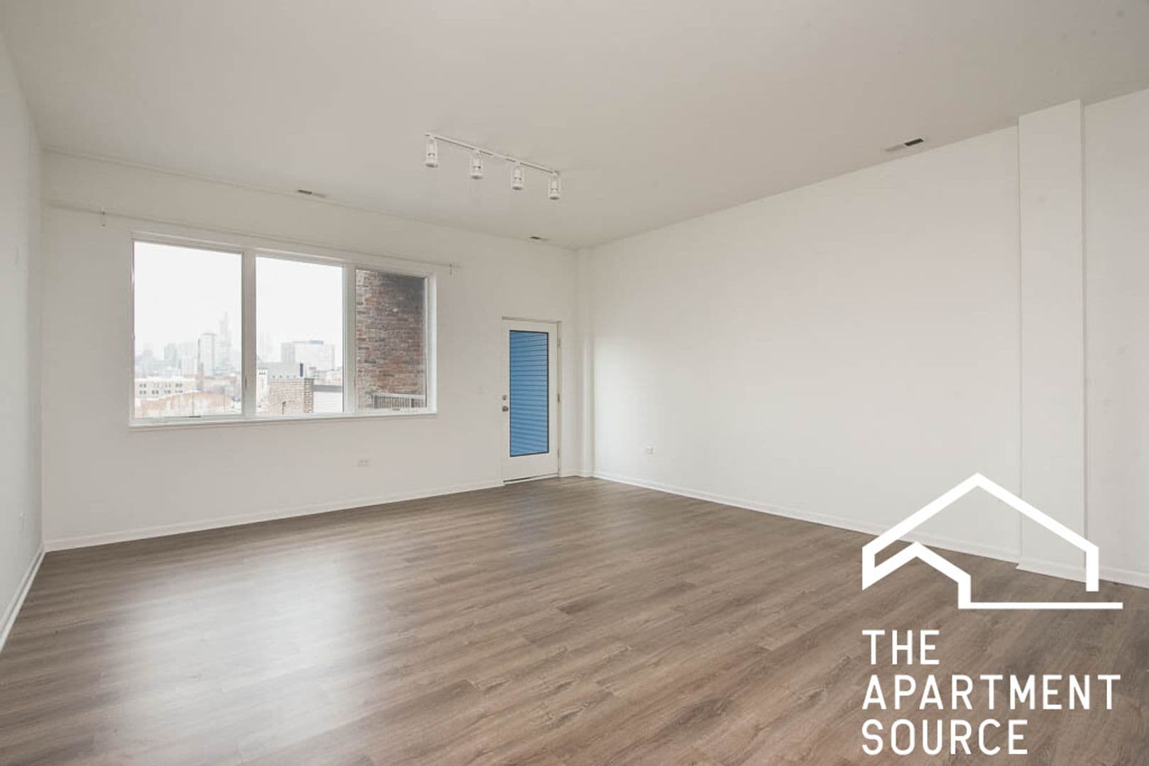 Chicago Apartment: 2550 S Wabash Ave. - 306