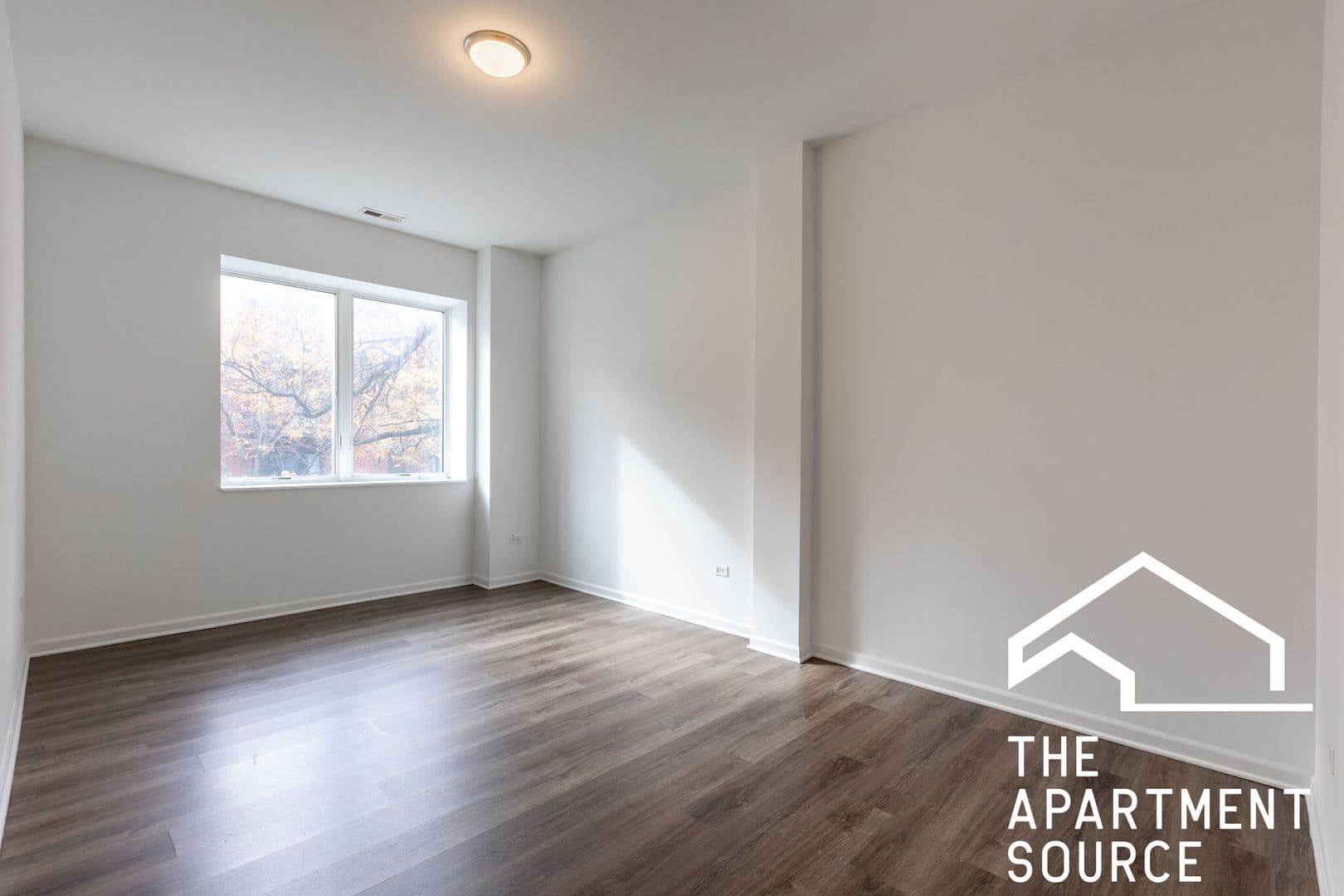 Chicago Apartment: 2550 S Wabash Ave. - 205