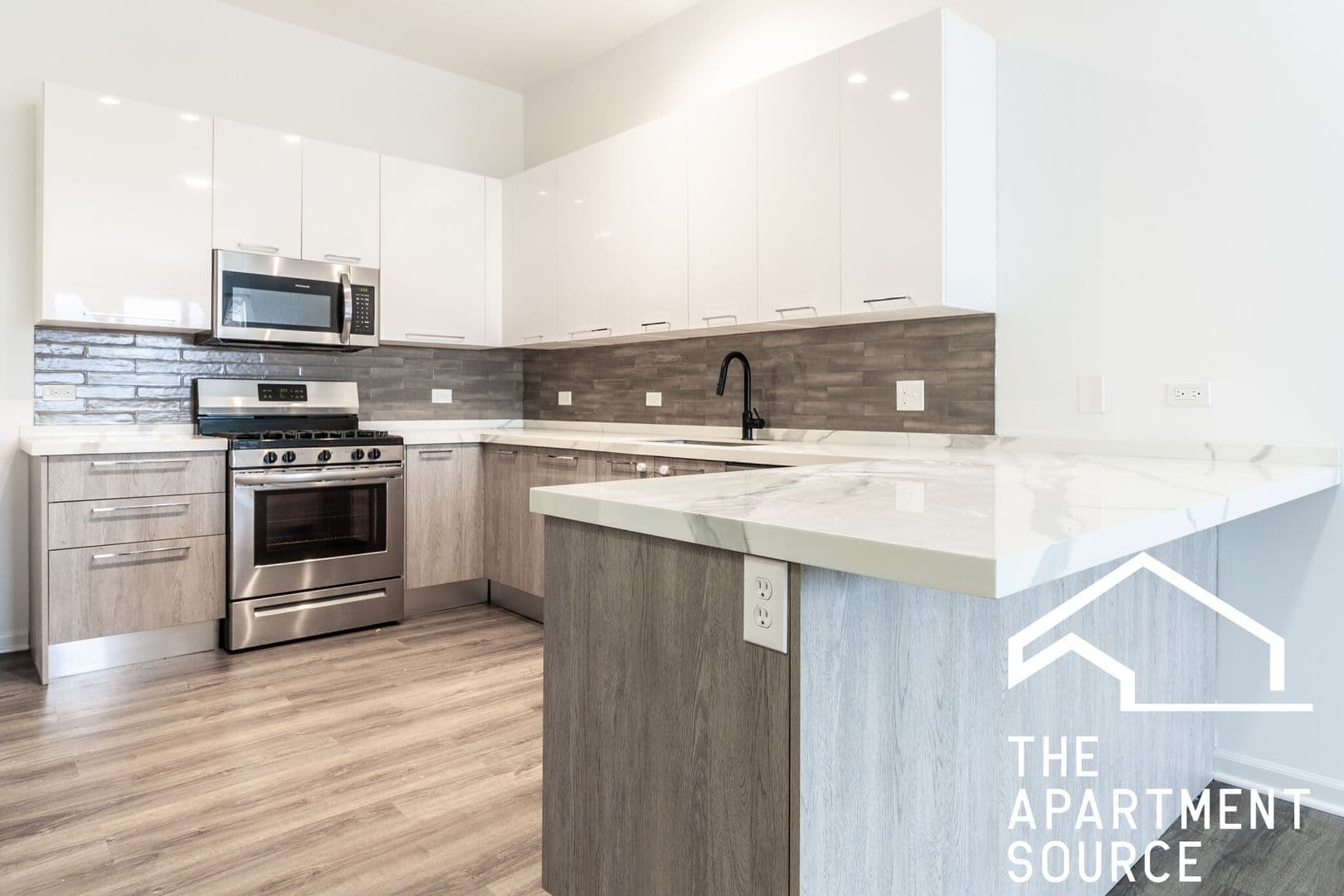Chicago Apartment: 2550 S Wabash Ave. #303