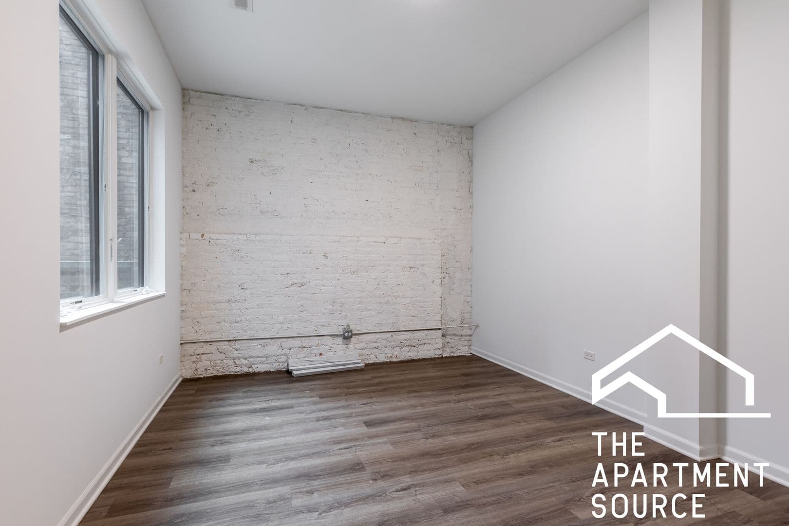Chicago Apartment: 2550 S Wabash Ave. #203