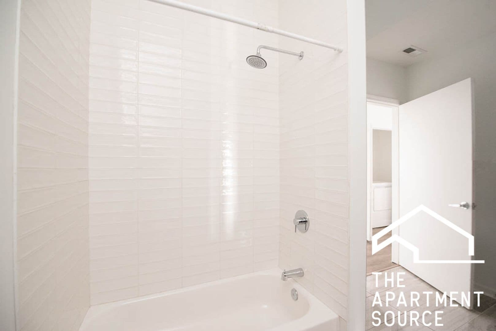 Chicago Apartment: 2550 S Wabash Ave. - 306