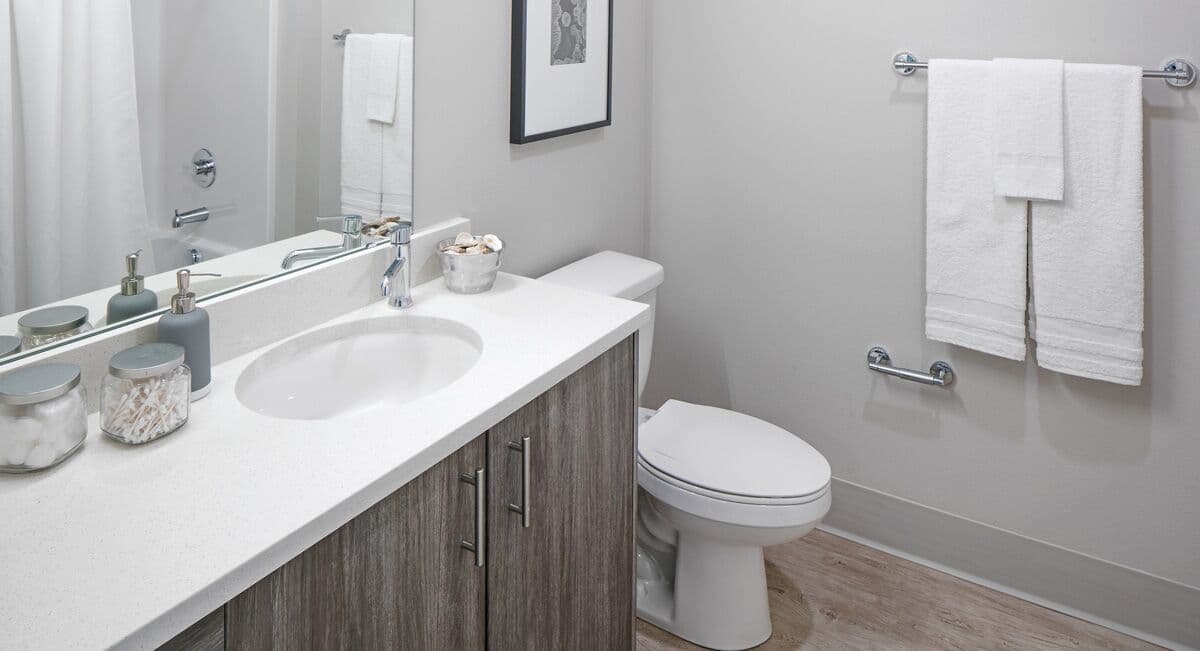 Portland Apartment: 7400 SE Milwaukie Ave
