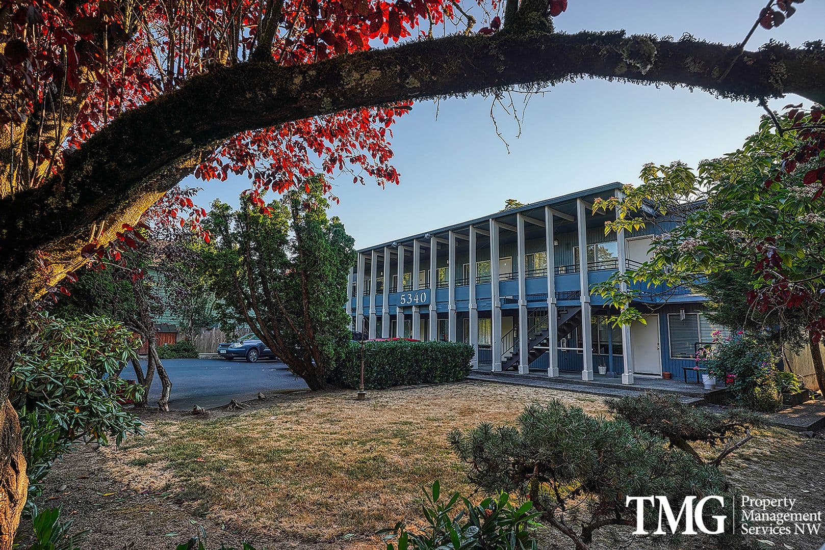 Portland Apartment: 5340 SE Milwaukie Ave