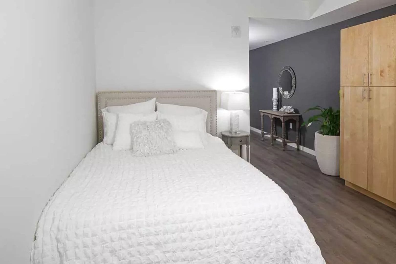 Portland Apartment: 2010 NW Pettygrove St
