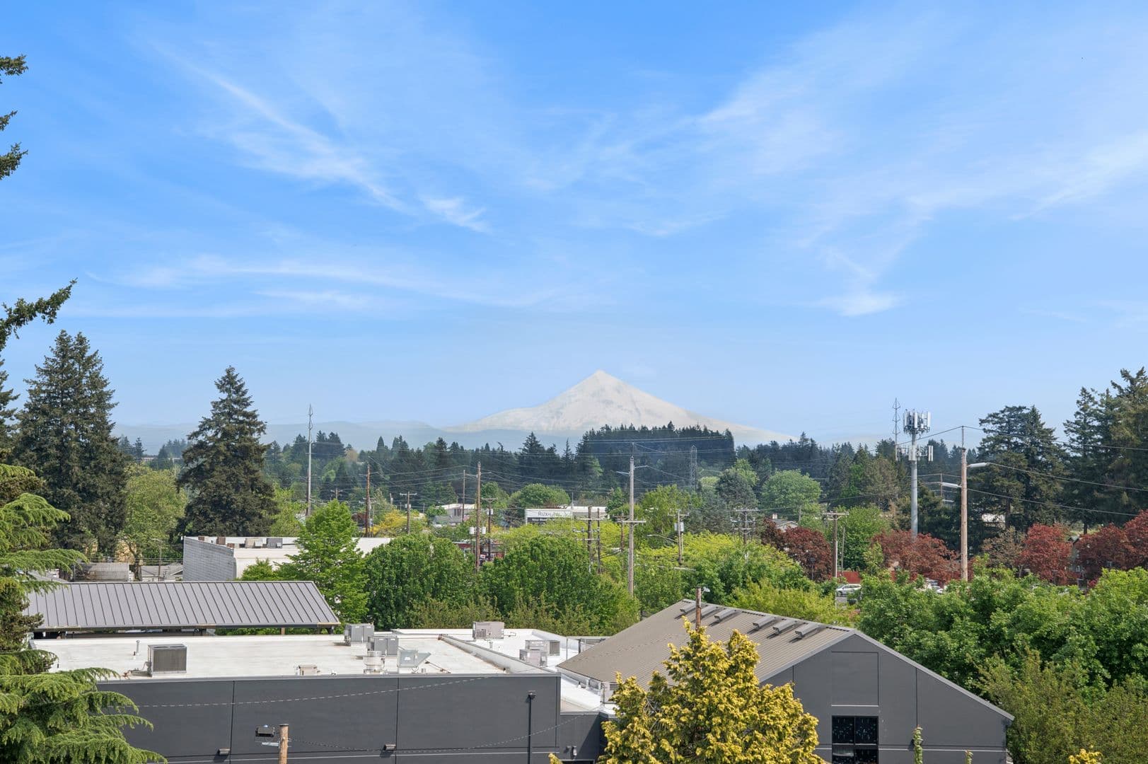 Gresham Apartment: 459 SE 192nd Ave
