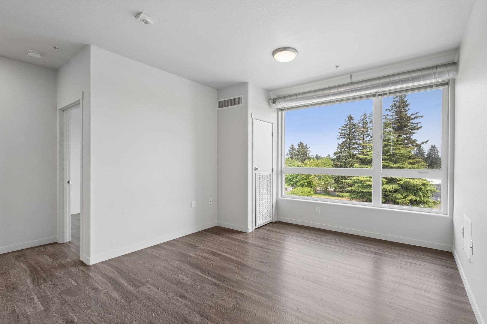 Gresham Apartment: 459 SE 192nd Ave