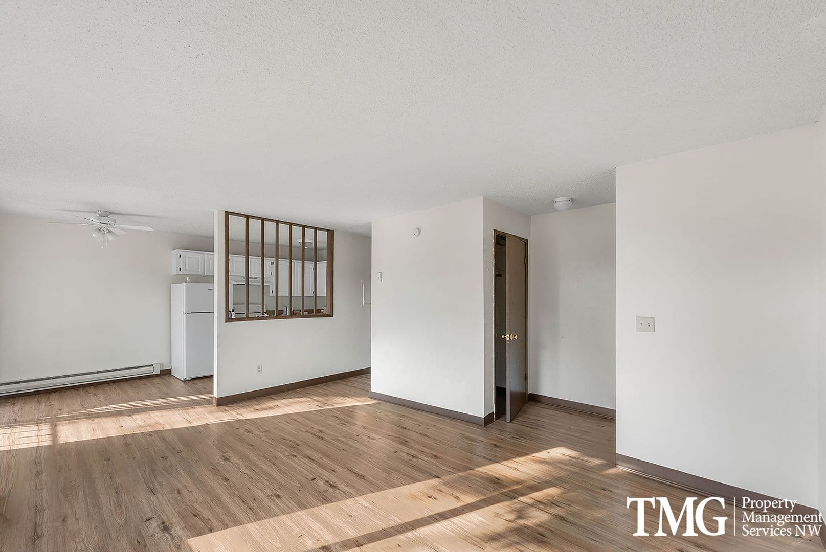 Oregon City Apartment: 1840 Molalla Ave