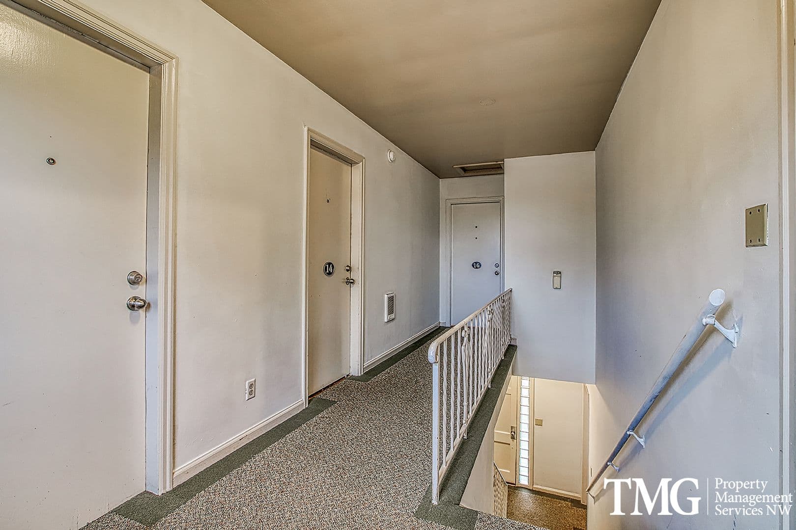 Portland Apartment: 5026 NE 31st Avenue