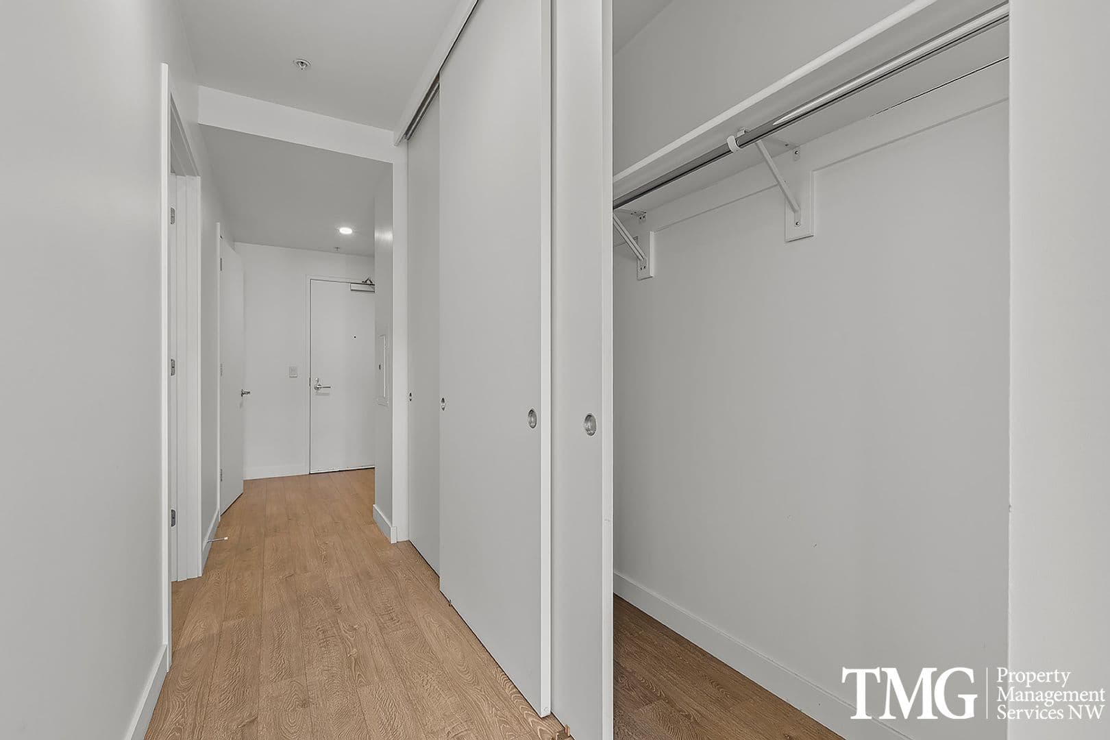 Portland Apartment: 1315 NW 19th Ave