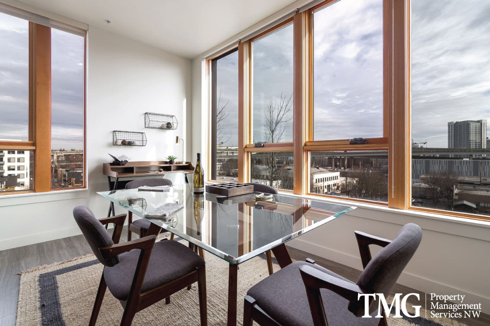 Portland Apartment: 1315 NW 19th Ave