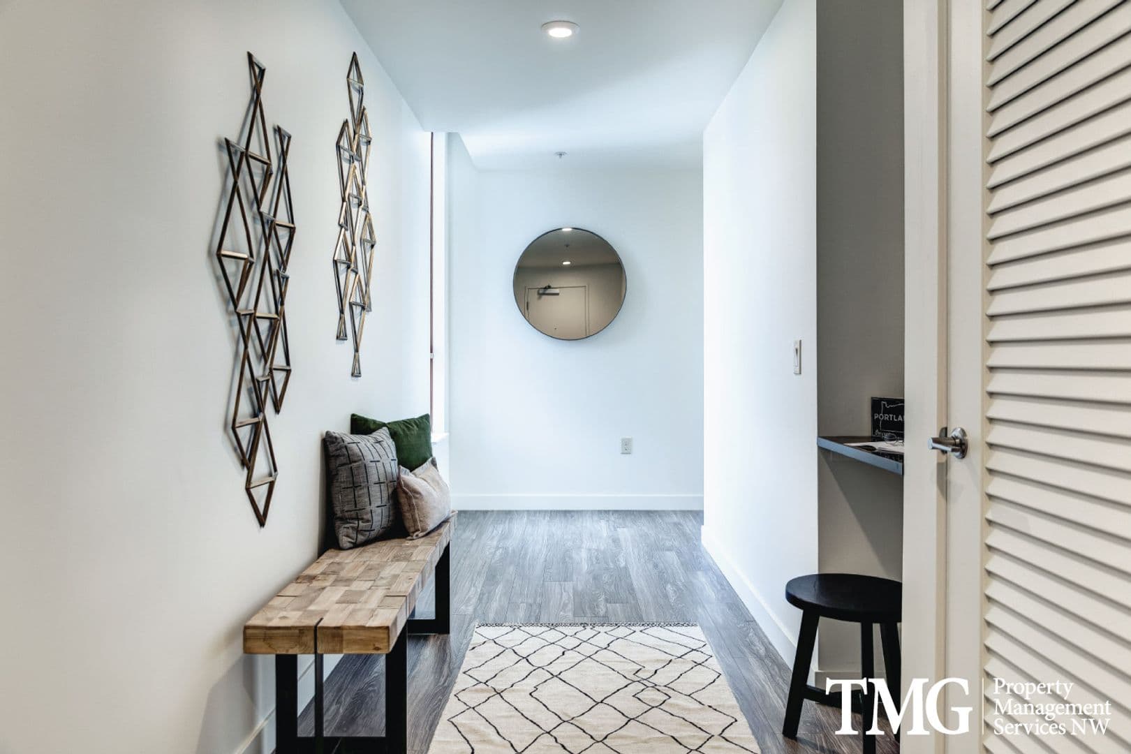 Portland Apartment: 1315 NW 19th Ave