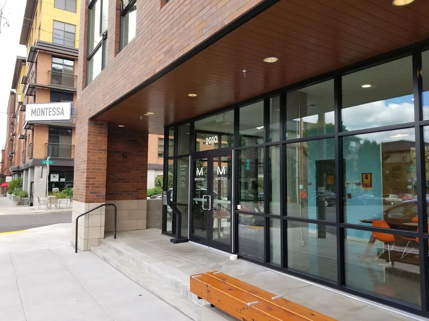 Portland Apartment: 2010 NW Pettygrove St