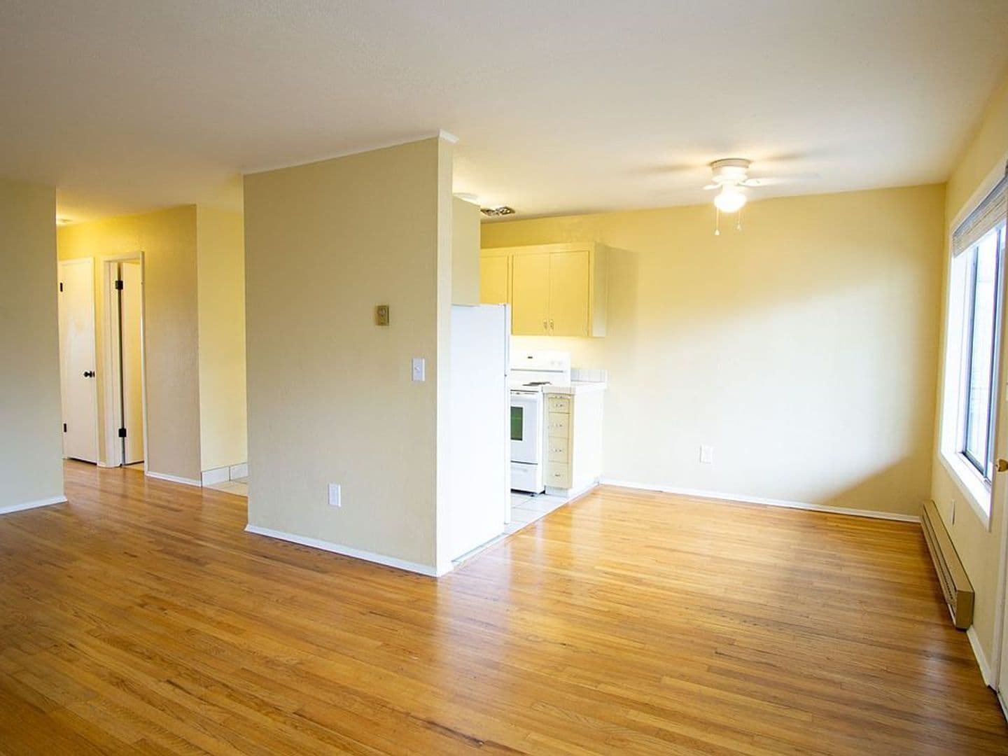 Portland Apartment: 5340 SE Milwaukie Ave