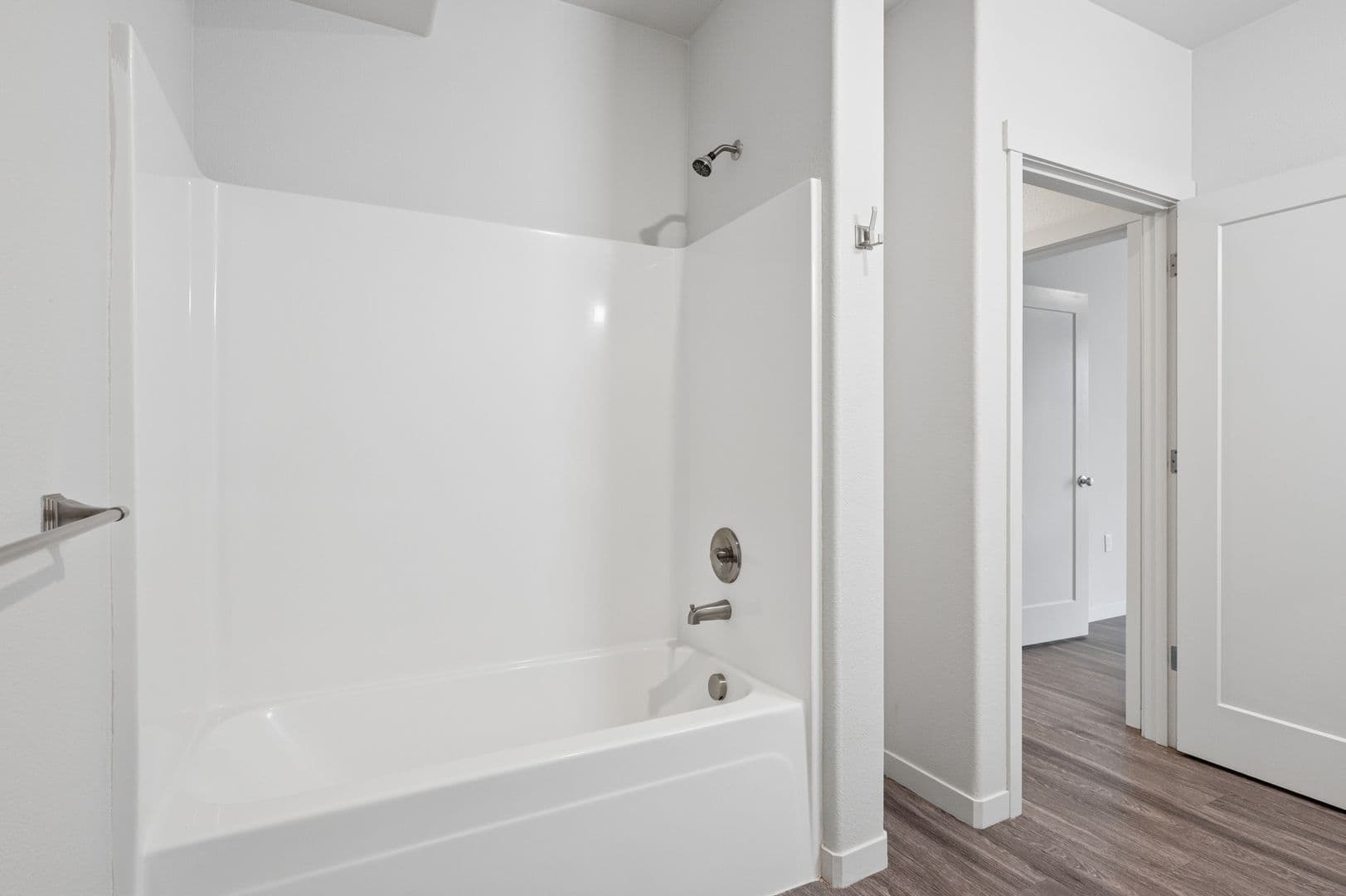 Gresham Apartment: 459 SE 192nd Ave