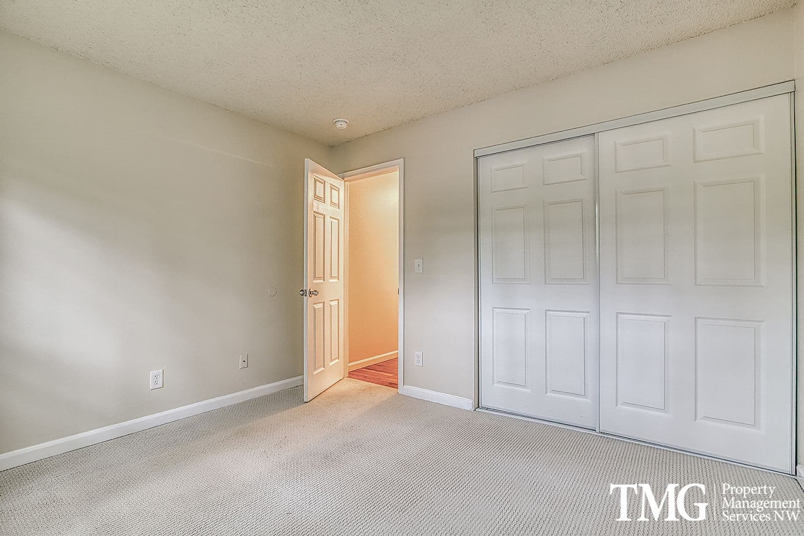 Portland Apartment: 3310-3330 SW Beaverton Hillsdale Hwy