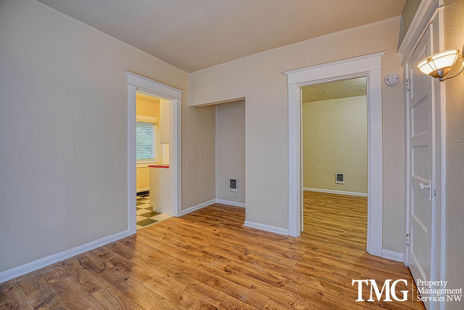 Portland Apartment: 2733 NW Thurman St.