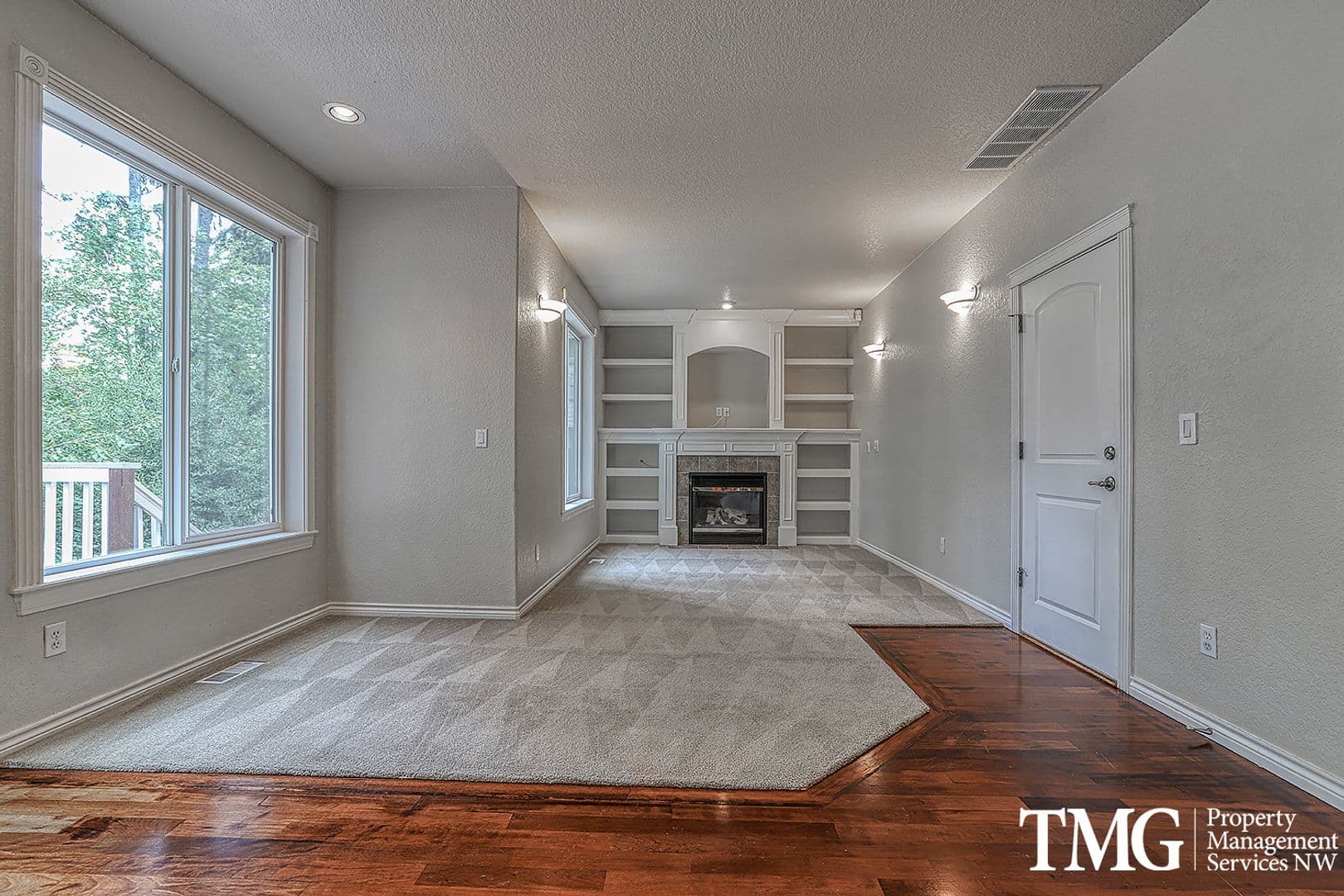 Portland House: 13901 SE Eastridge Street