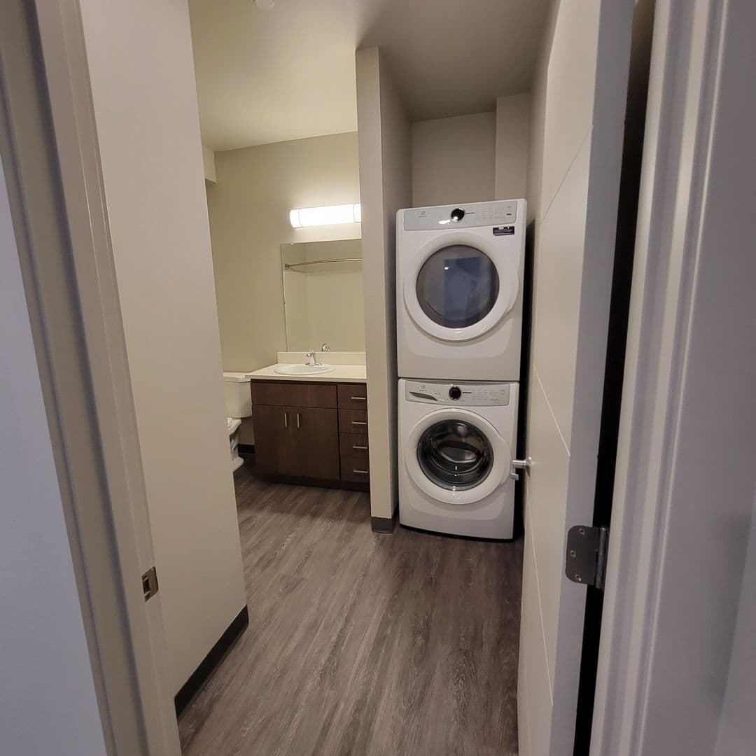 Fairview Apartment: 1650 NE Market Drive