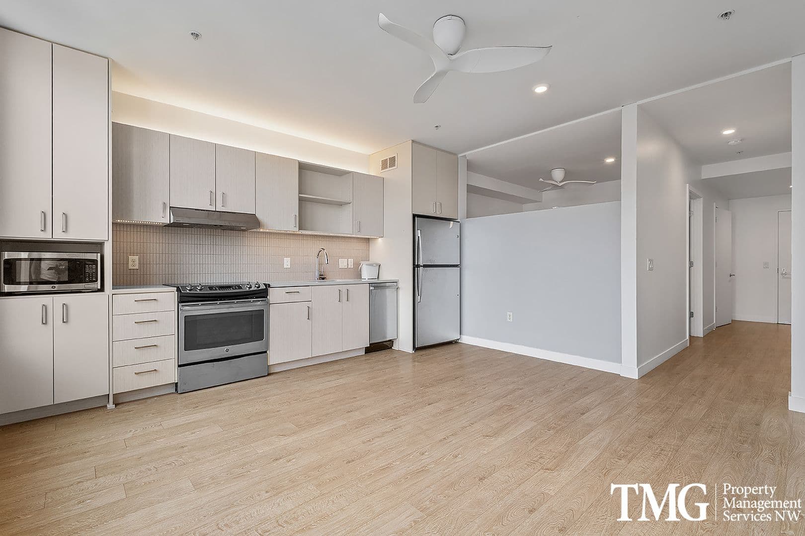 Portland Apartment: 1315 NW 19th Ave