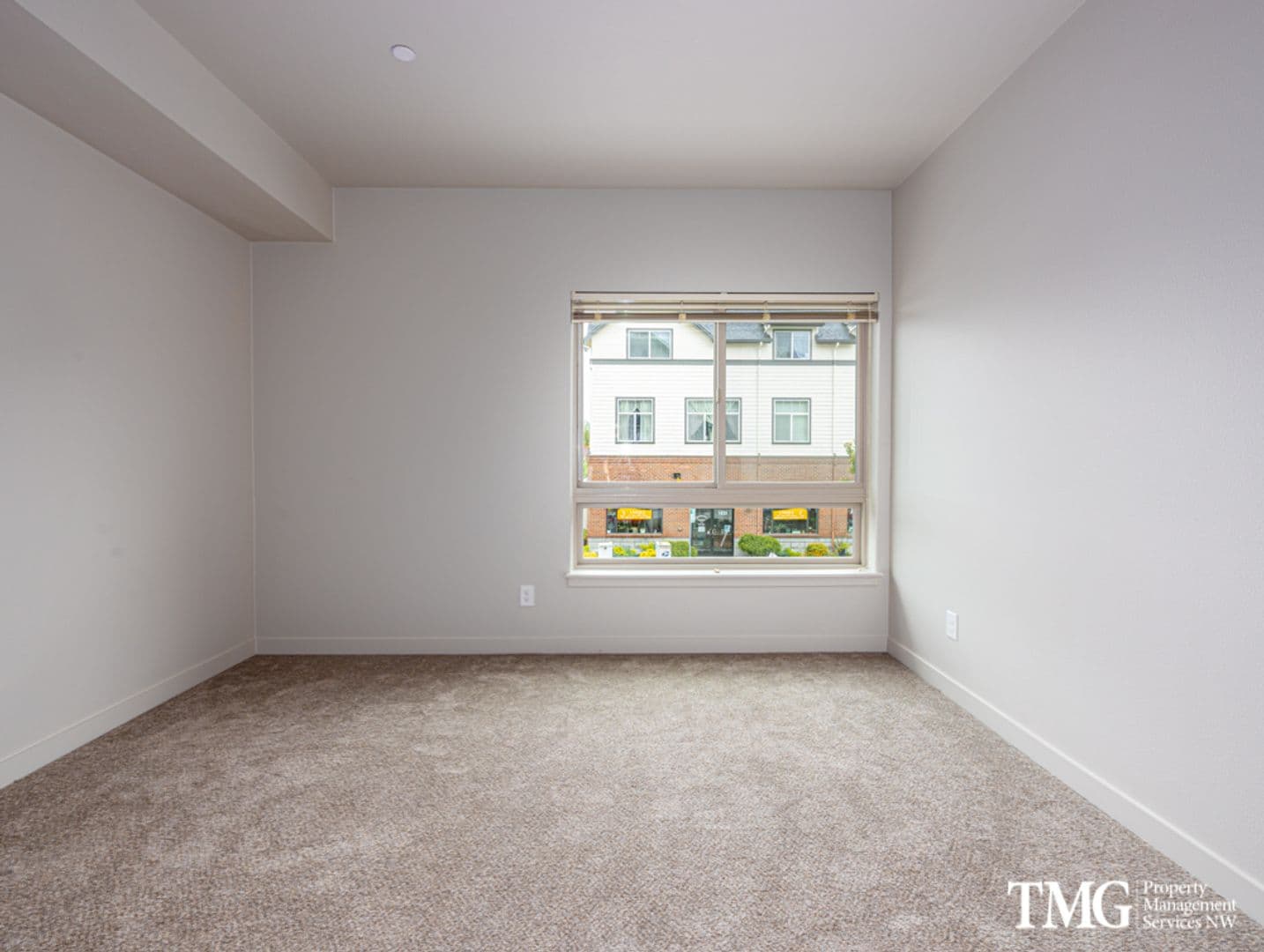Fairview Apartment: 1650 NE Market Drive