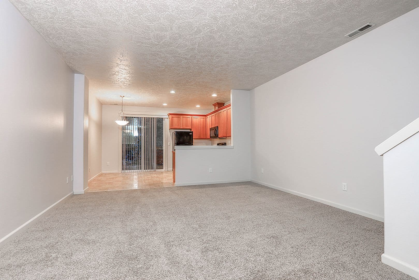 Gresham Apartment: Chase Landing