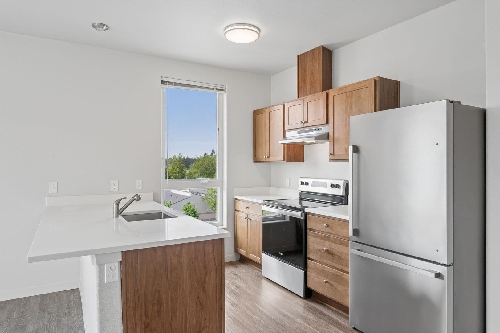 Gresham Apartment: 459 SE 192nd Ave