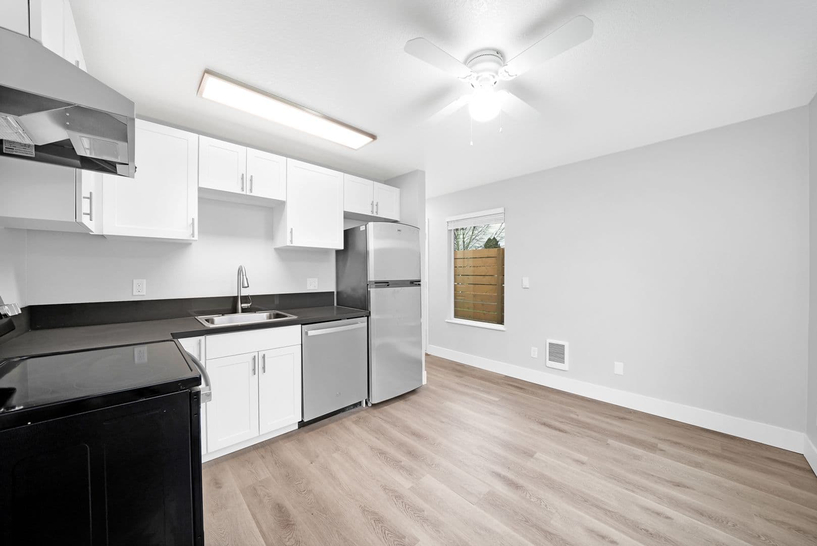 Beaverton Apartment: 19750 SW Alexander St