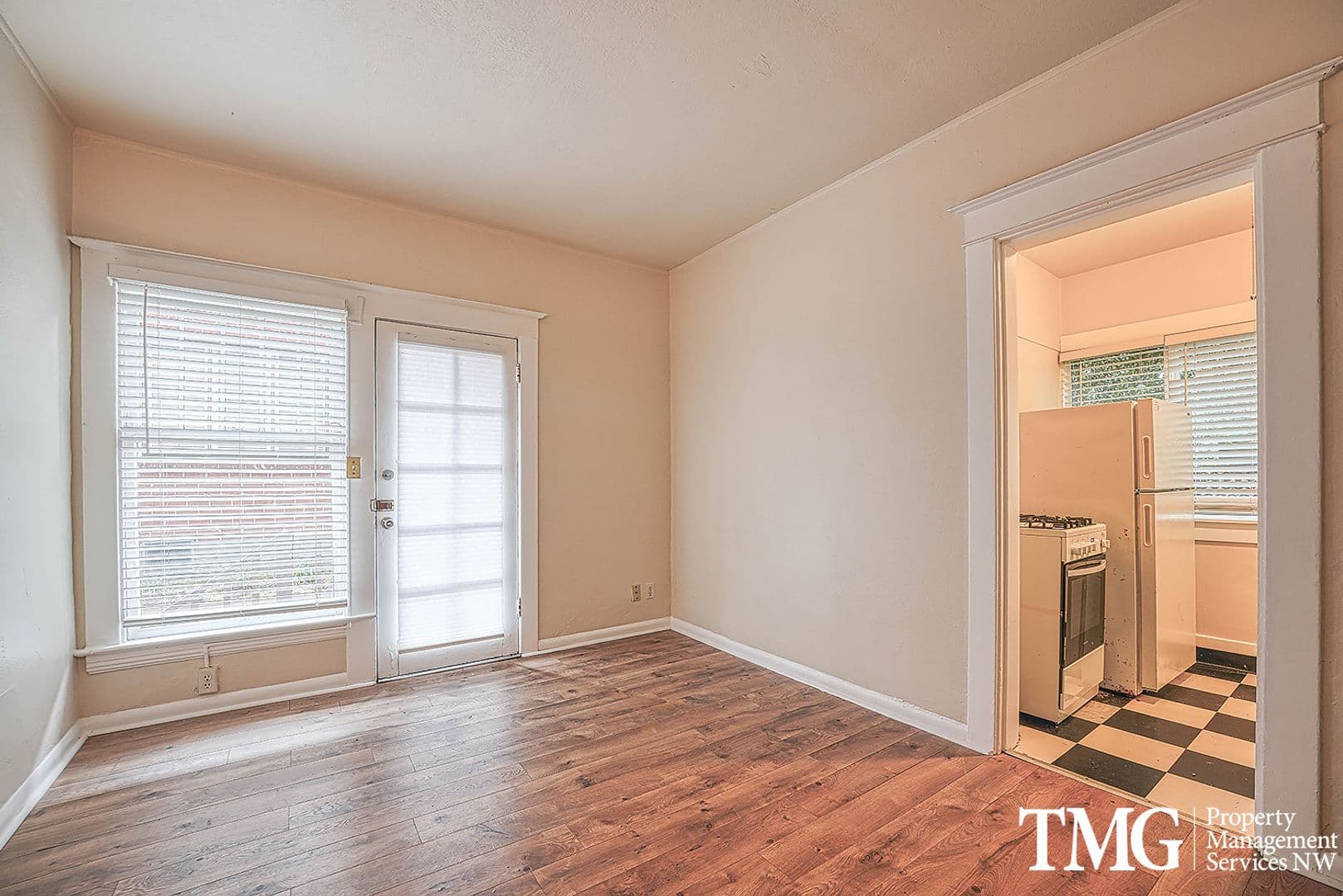 Portland Apartment: 2733 NW Thurman St.