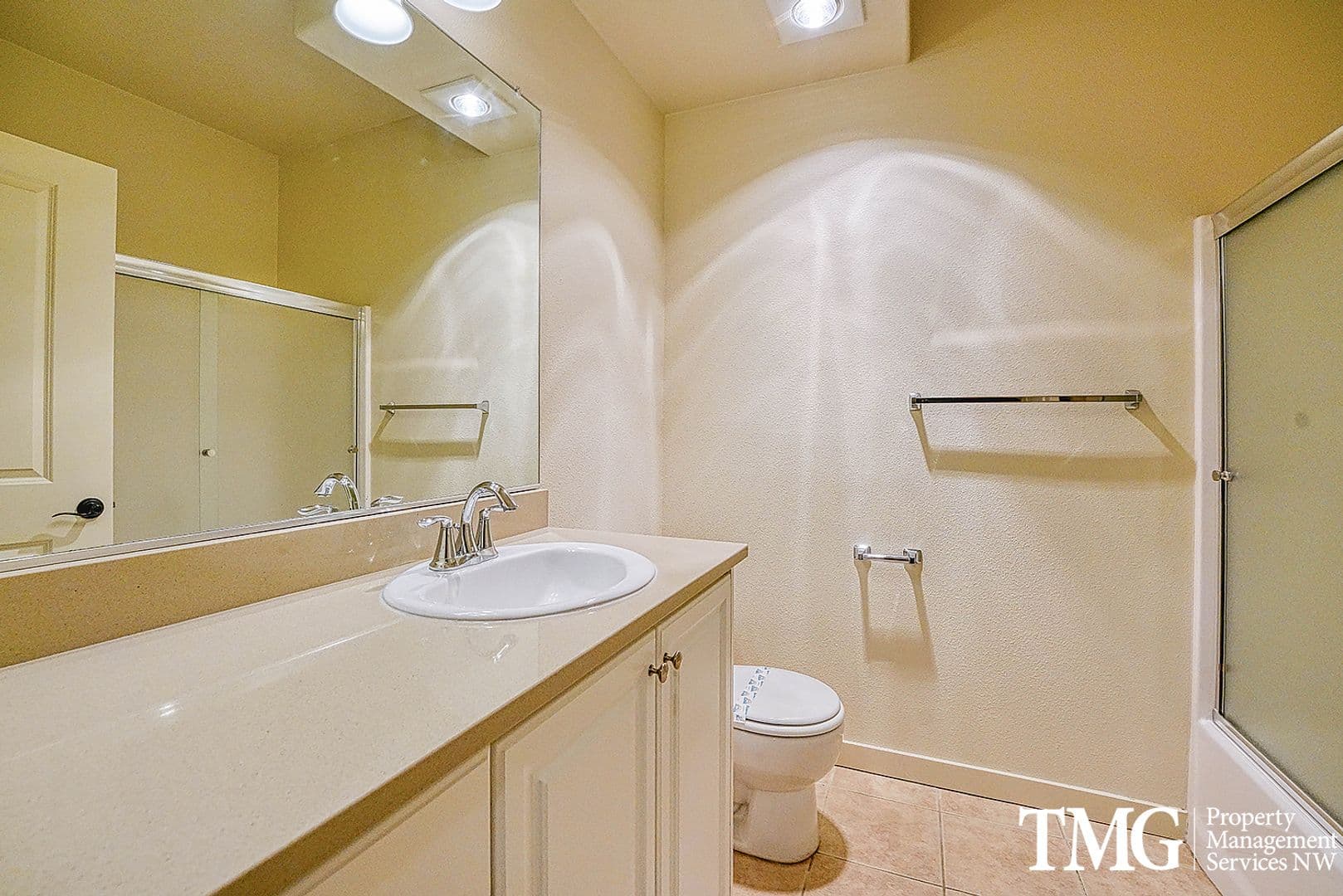 Beaverton House: 856 NE Wheelock Place