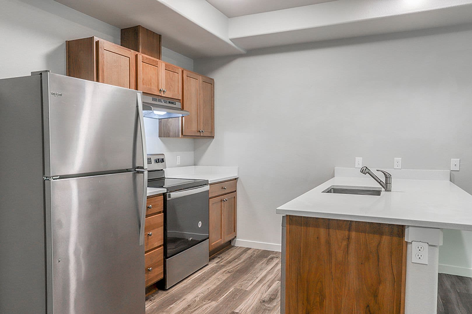 Gresham Apartment: 459 SE 192nd Ave