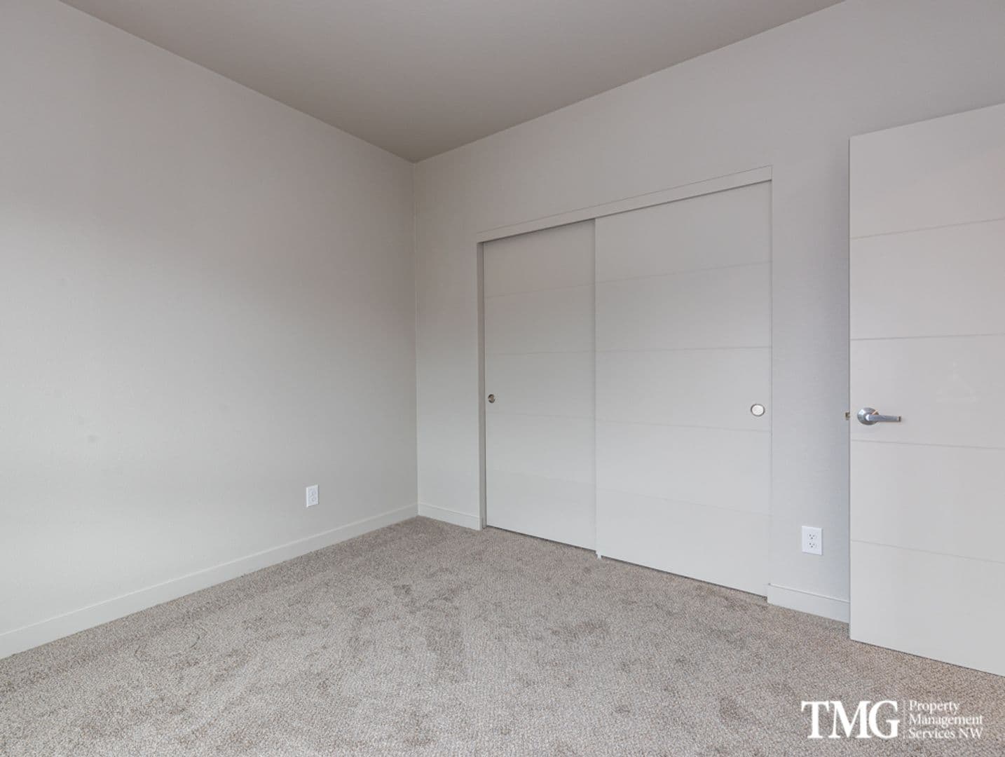 Fairview Apartment: 1650 NE Market Drive