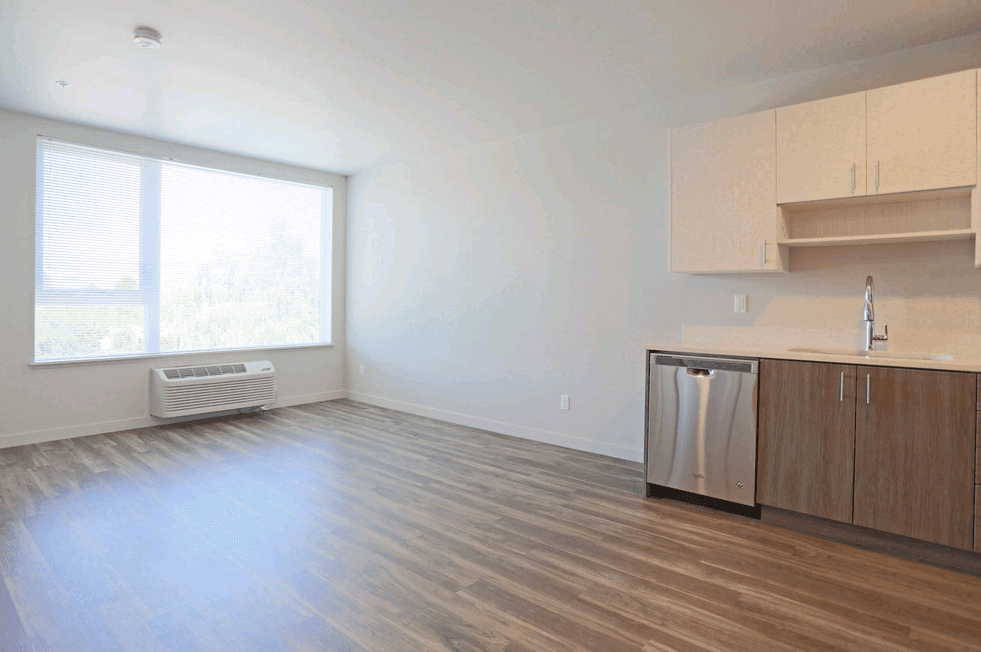 Portland Apartment: 7400 SE Milwaukie Ave