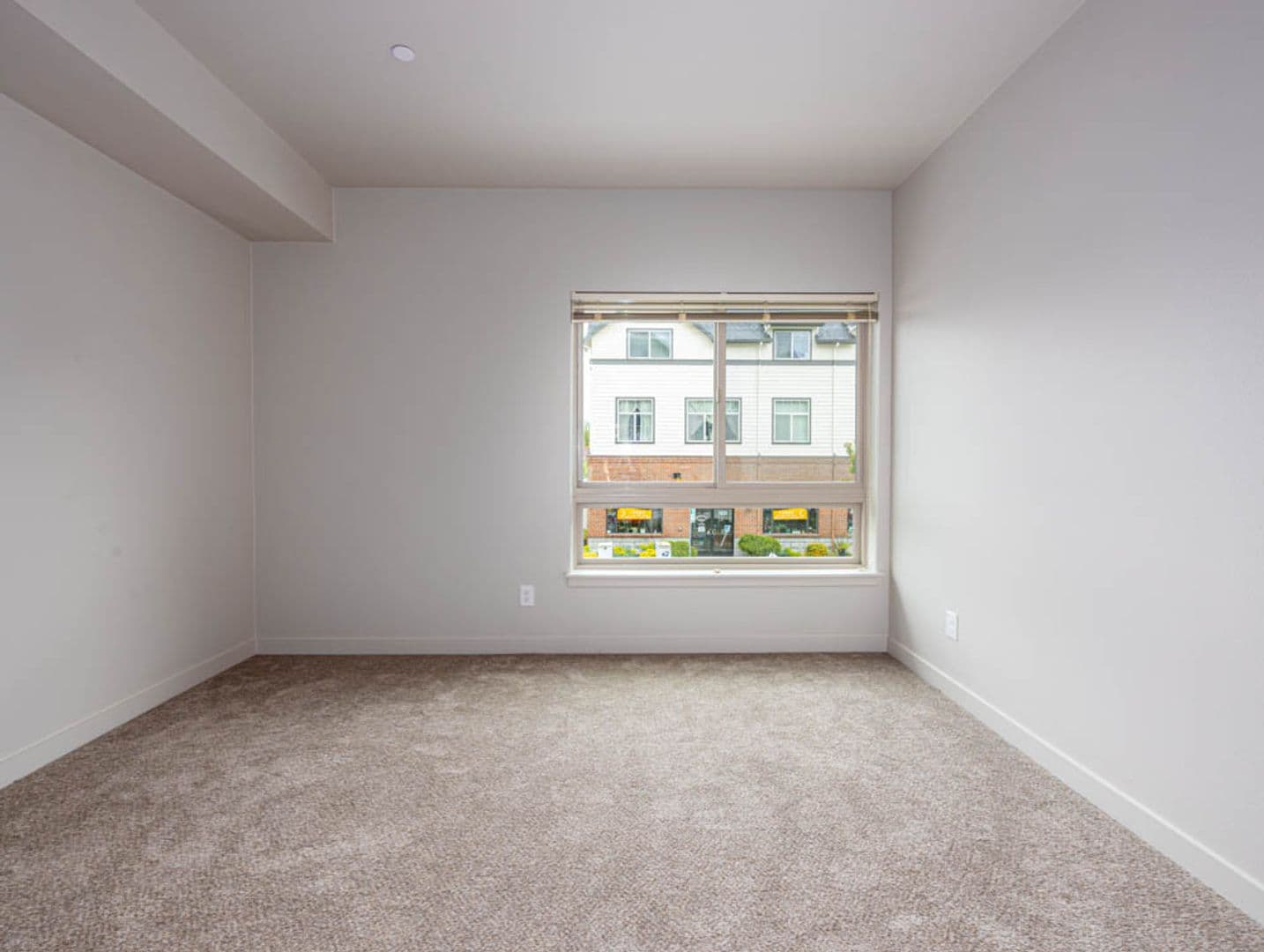 Fairview Apartment: 1650 NE Market Drive