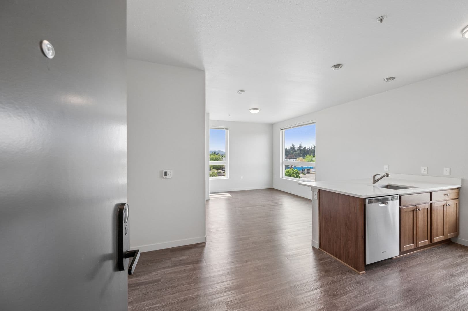Gresham Apartment: 459 SE 192nd Ave