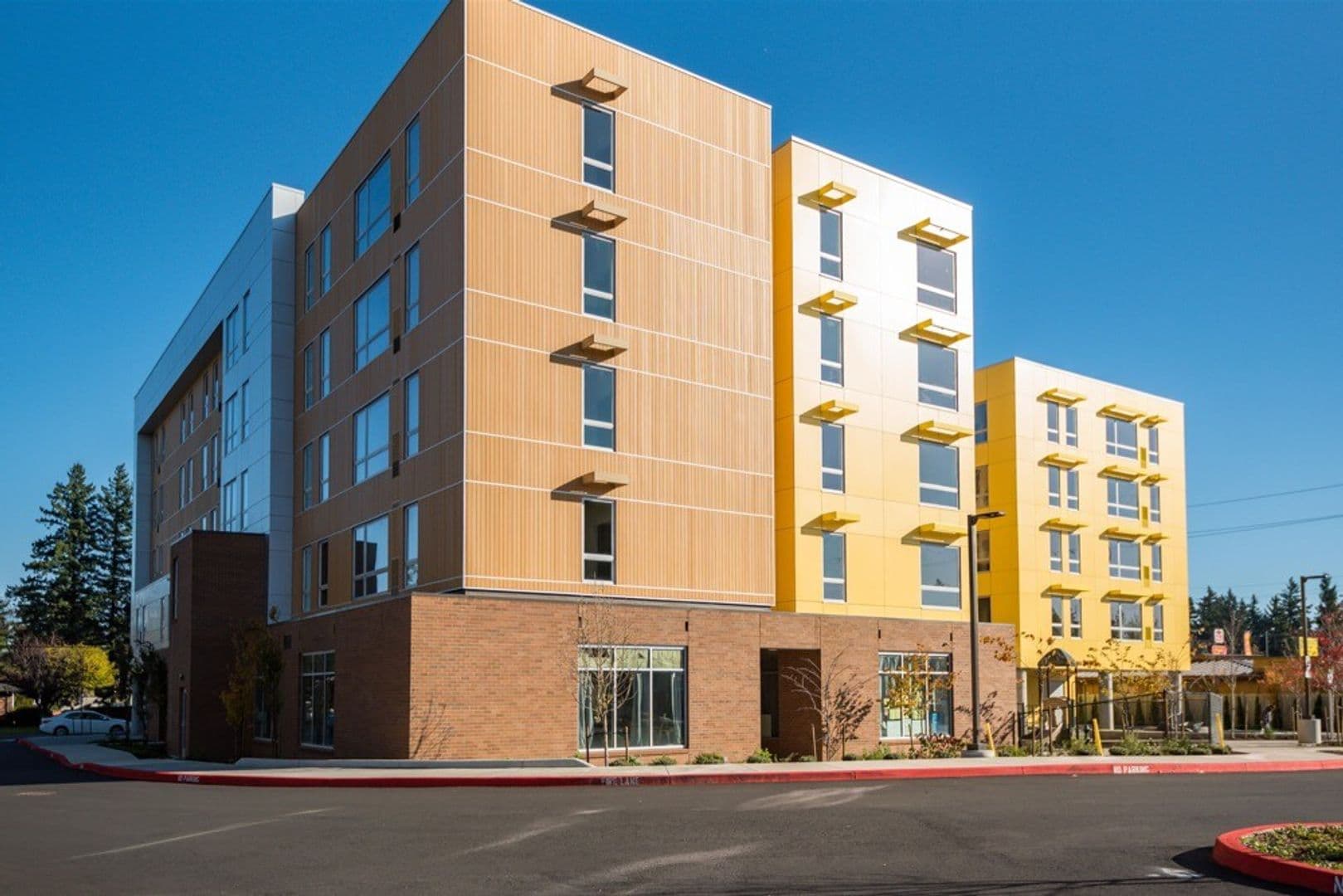 Gresham Apartment: 459 SE 192nd Ave