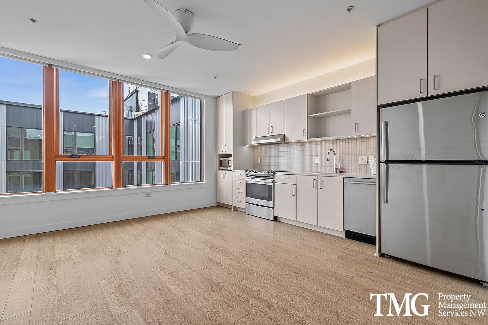 Portland Apartment: 1315 NW 19th Ave