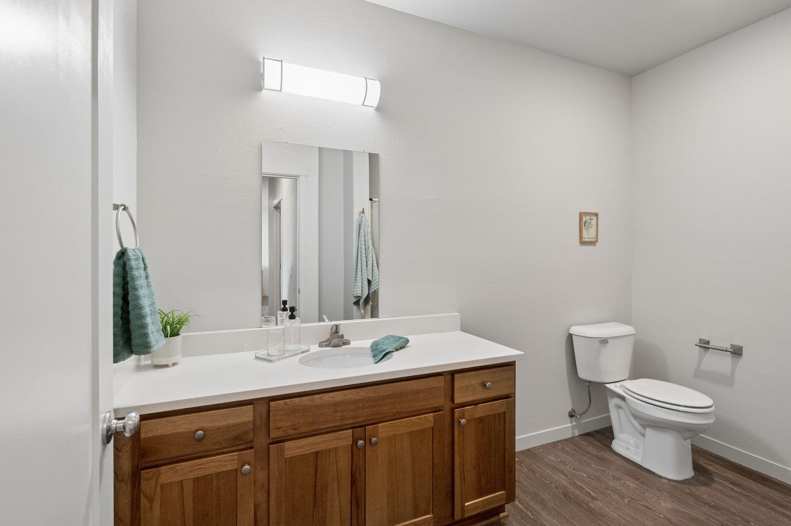 Gresham Apartment: 459 SE 192nd Ave