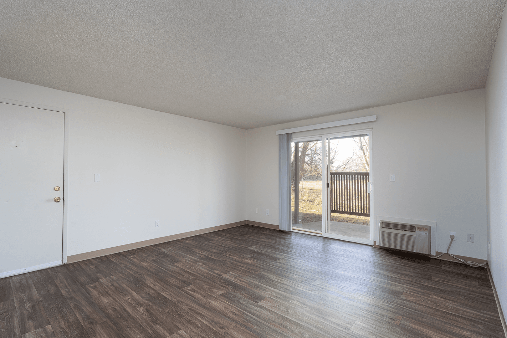 Hermiston Apartment: 1100 S Hwy 395