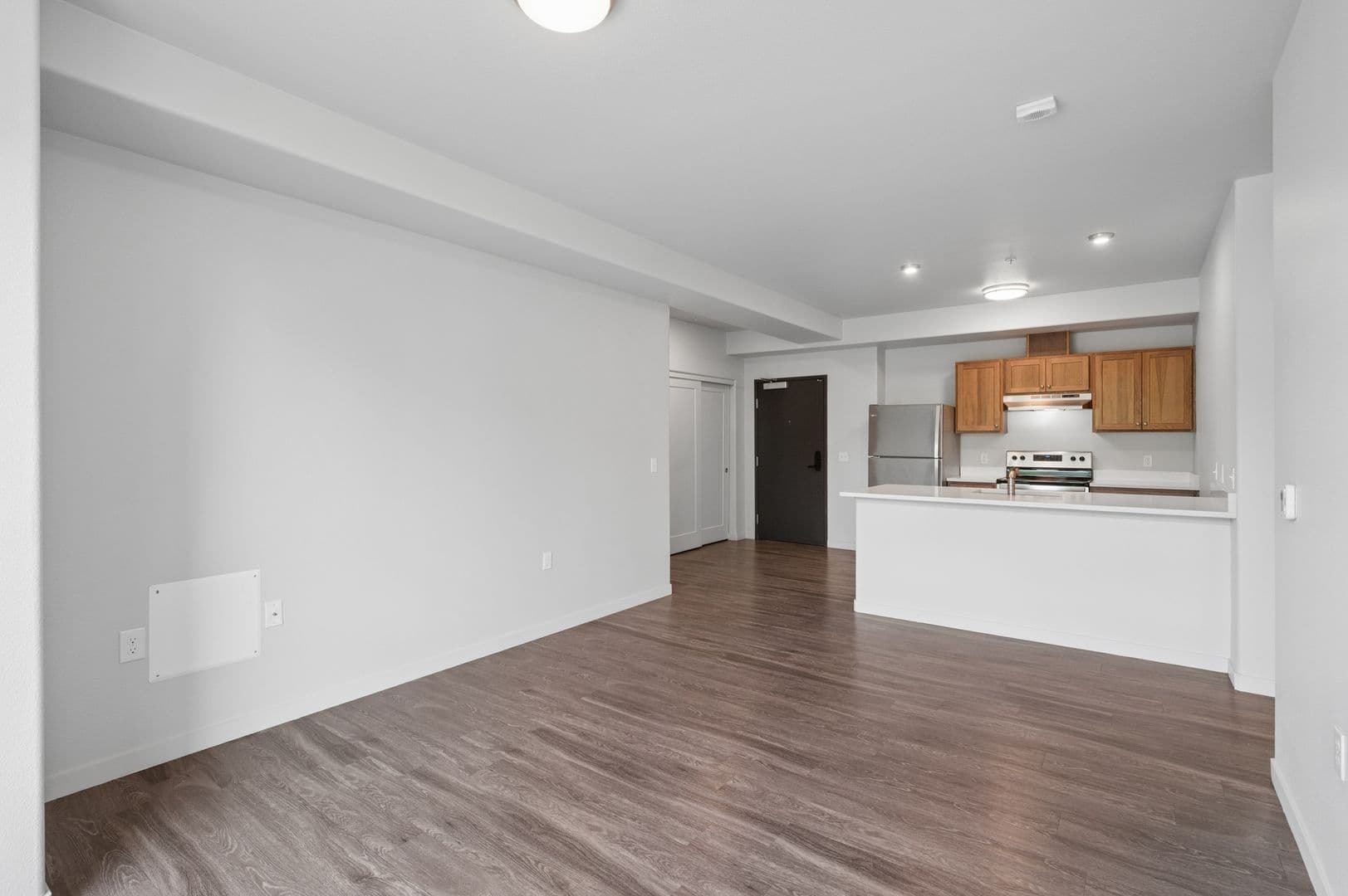 Gresham Apartment: 459 SE 192nd Ave