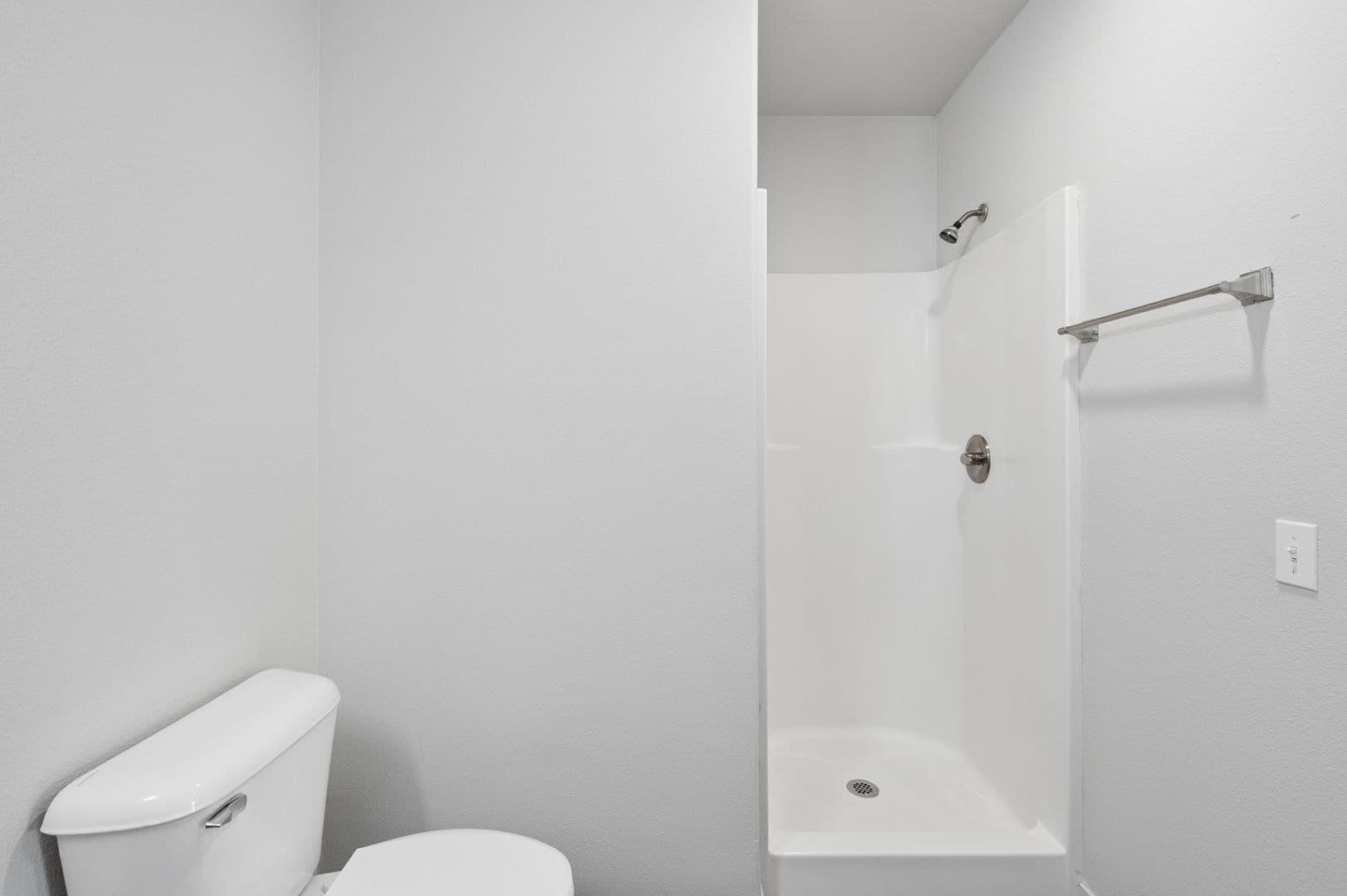 Gresham Apartment: 459 SE 192nd Ave