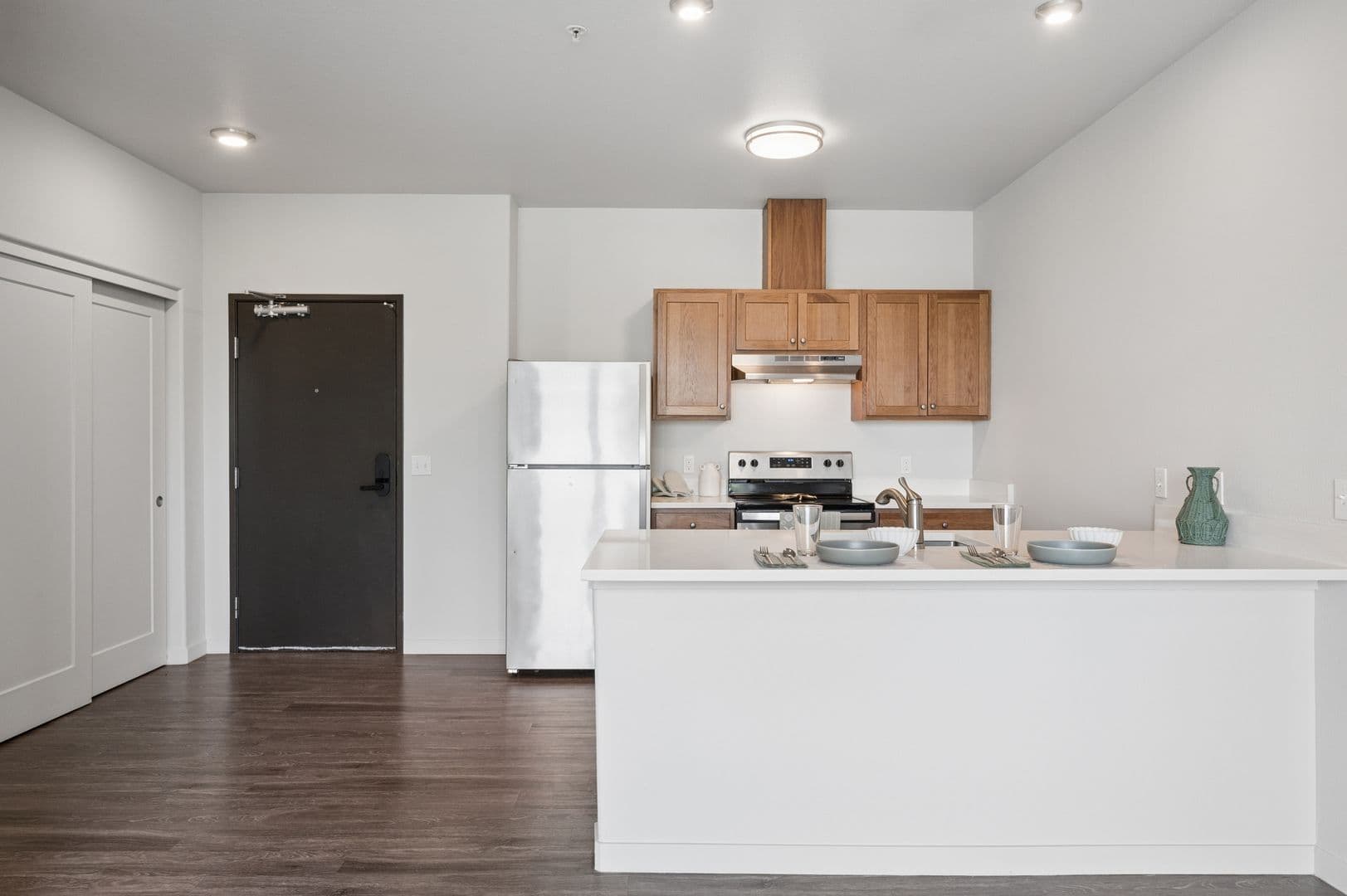 Gresham Apartment: 459 SE 192nd Ave