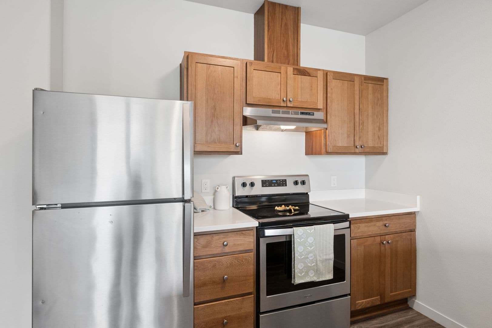Gresham Apartment: 459 SE 192nd Ave