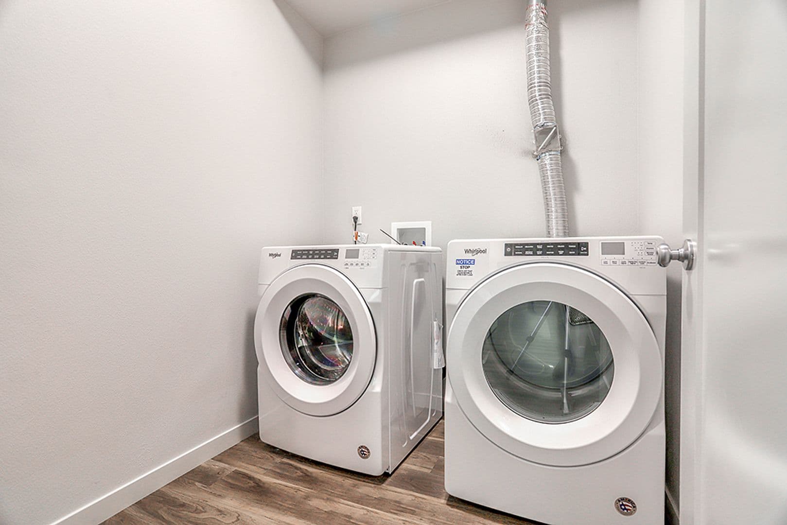 Gresham Apartment: 459 SE 192nd Ave